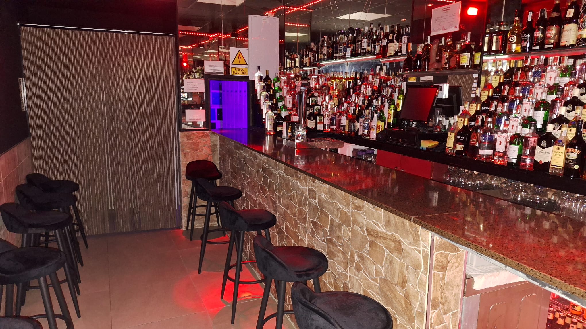 Bar principal HADES Club